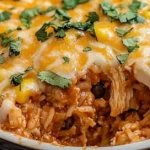 Kana-juustoinen enchilada-riisivuoka: mehevä kotiruoka Meksikon mauilla