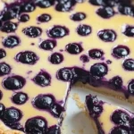 Mustikkapiirakka ohjeella, joka hurmaa joka kerta
