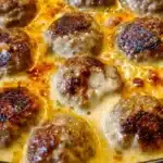 Suussa sulavat lihapullat uunissa kermakastikkeessa