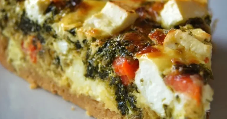 Mehevä feta-kasvispiirakka, joka onnistuu aina