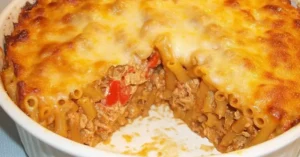 Juustoinen tonnikalapastavuoka | Vain 5 helppoa vaihetta