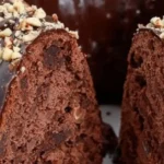 Ylivoimainen mehevä suklaakakku: Vain 5 ainesosaa