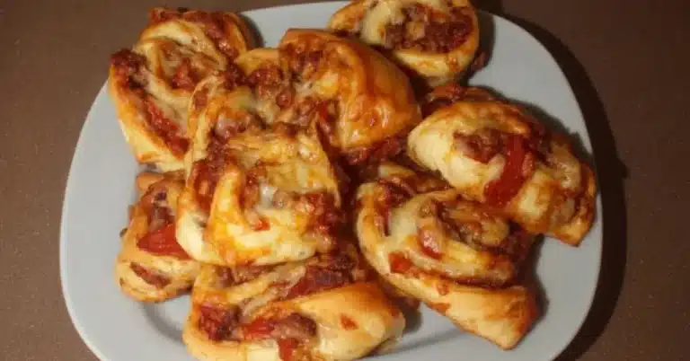 Jauheliha-korvapuustit: Mehevä resepti 5 vaiheessa