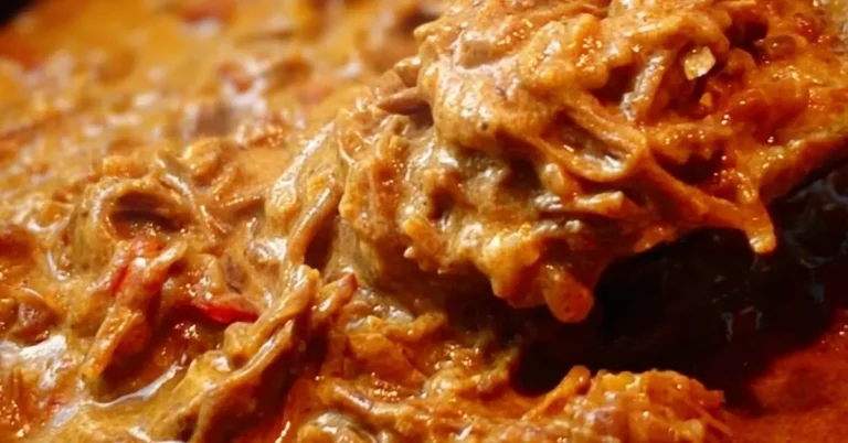 Mehevä & helppo kermainen lihakastike uunissa | Resepti