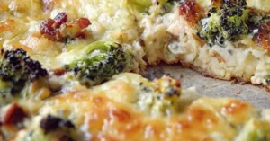 Täydellinen Aura-broileripiirakka: helppo ja herkullinen pellillinen